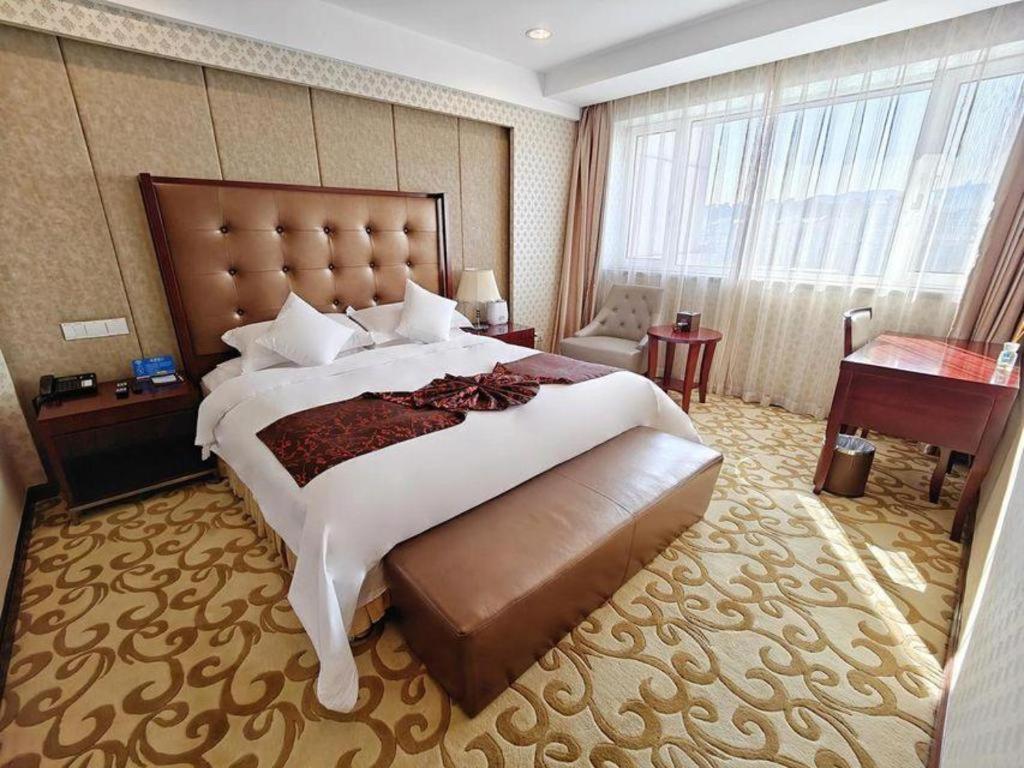 Dalian Southern Airline Pearl Hotel Exterior photo