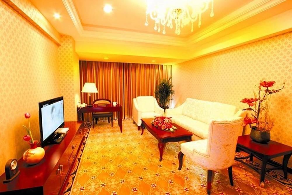 Dalian Southern Airline Pearl Hotel Exterior photo